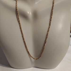 Twisted Chain Necklace Goldtone 18"